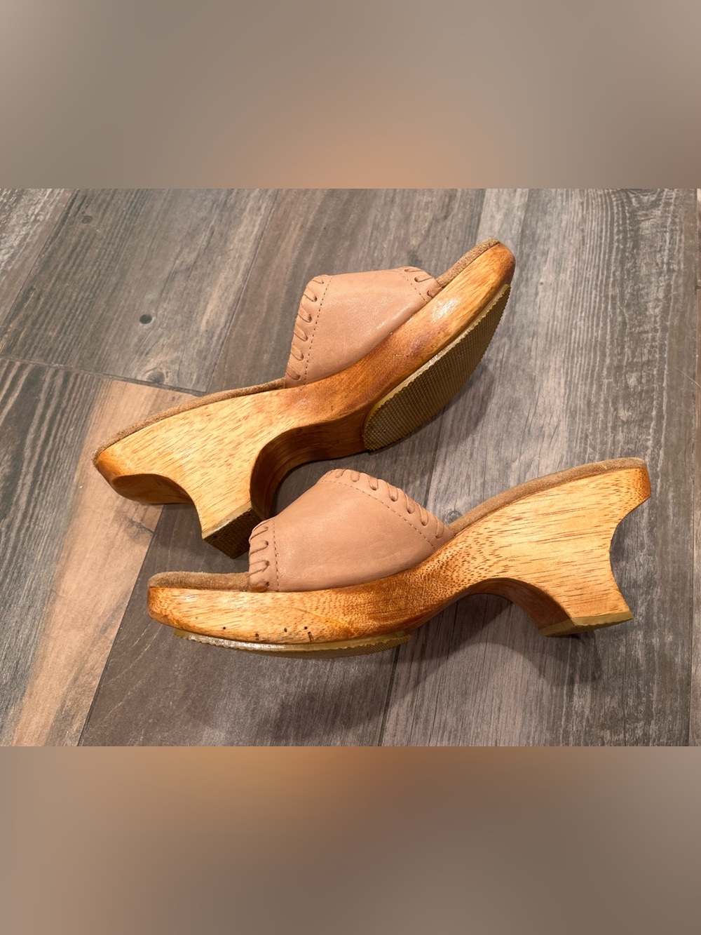 Vintage Candie’s Wood Sculptured Platform Sandals 70-80’s Chunky Heel Clogs Sz 8 - Picture 1 of 6